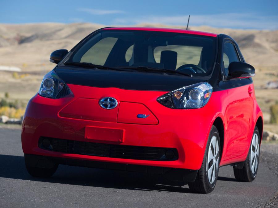  Scion iQ EV 2012 года  (фото 13 из 24)